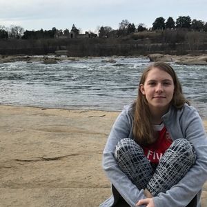 Meet your Posher, Elyse